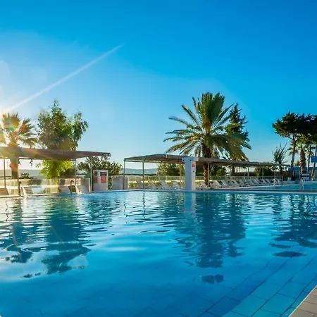 מלון Sifne Thermal Çeşme