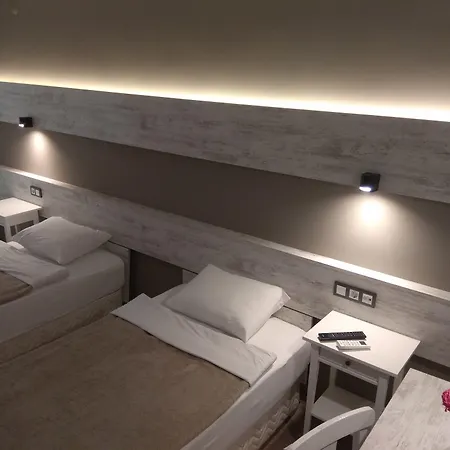 מלון Sifne Thermal Çeşme